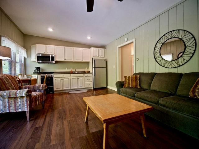 1757 N Manitou Trail, Leland, MI 49654