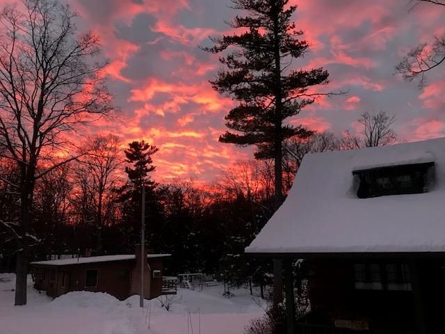 1757 N Manitou Trail, Leland, MI 49654