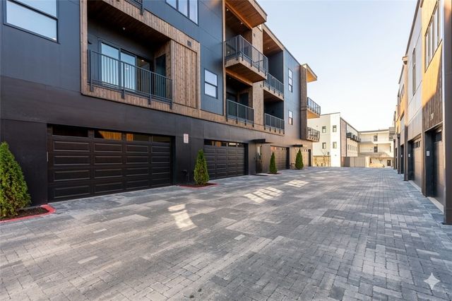 905 SE 4th Street 309, Bentonville, AR 72712