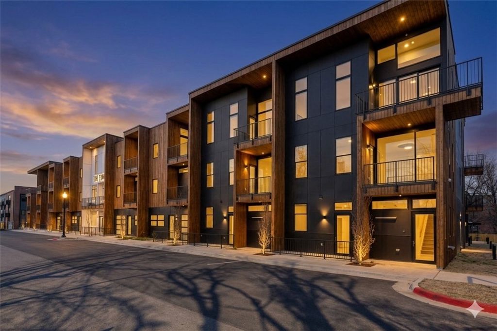 905 SE 4th Street 309, Bentonville, AR 72712