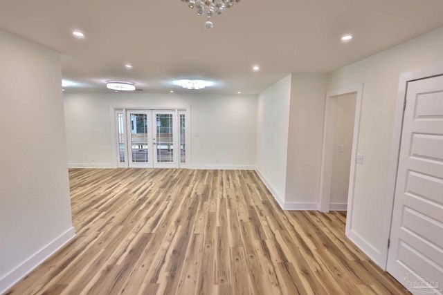 3795 Summer Dr, Pensacola, FL 32504