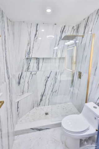 3795 Summer Dr, Pensacola, FL 32504