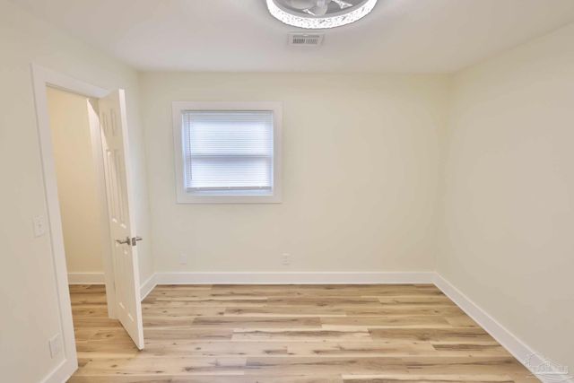 3795 Summer Dr, Pensacola, FL 32504