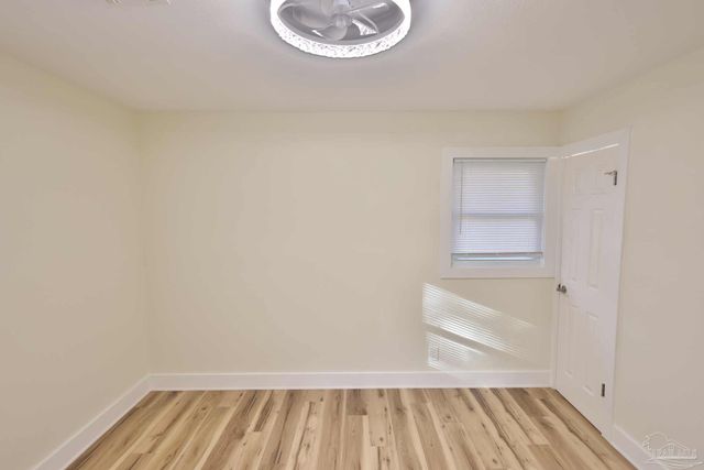 3795 Summer Dr, Pensacola, FL 32504