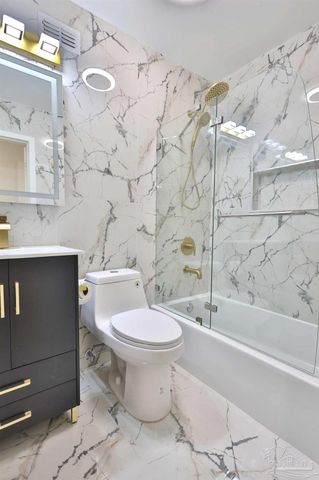 3795 Summer Dr, Pensacola, FL 32504