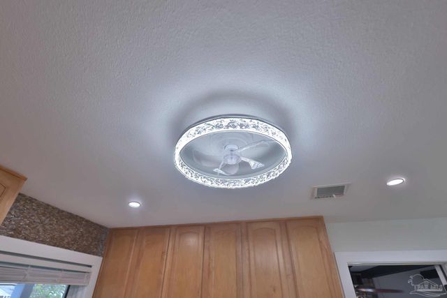 3795 Summer Dr, Pensacola, FL 32504