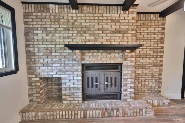 3795 Summer Dr, Pensacola, FL 32504