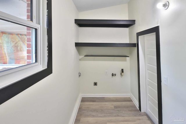 3795 Summer Dr, Pensacola, FL 32504