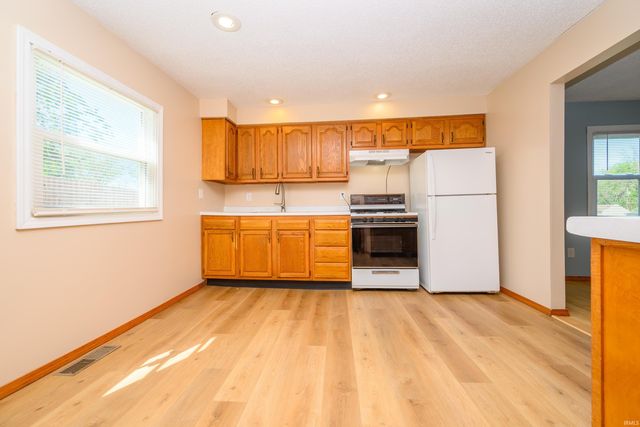 2313 E Cornell Avenue, Muncie, IN 47303