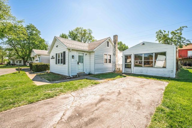 2313 E Cornell Avenue, Muncie, IN 47303