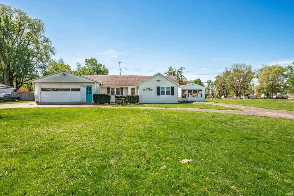 2313 E Cornell Avenue, Muncie, IN 47303