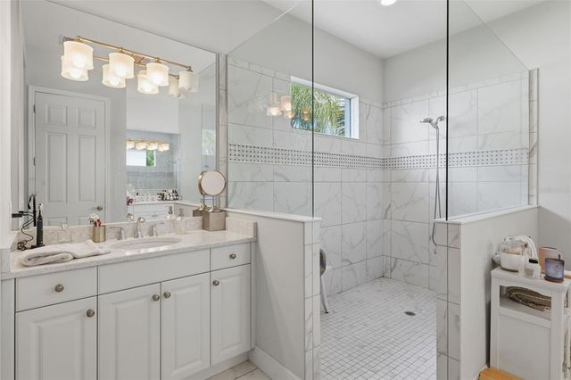 548 REGATTA WAY, Bradenton, FL 34208