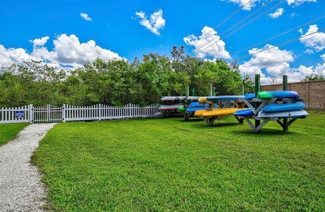 548 REGATTA WAY, Bradenton, FL 34208