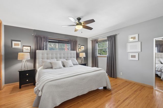 6351 Dogwood Avenue, Chanhassen, MN 55331