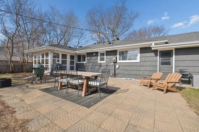 6351 Dogwood Avenue, Chanhassen, MN 55331