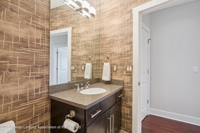 500 E Michigan Avenue, 415, Lansing, MI 48912