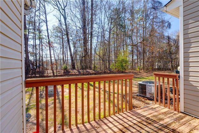 1378 Penhurst Drive, Lawrenceville, GA 30043