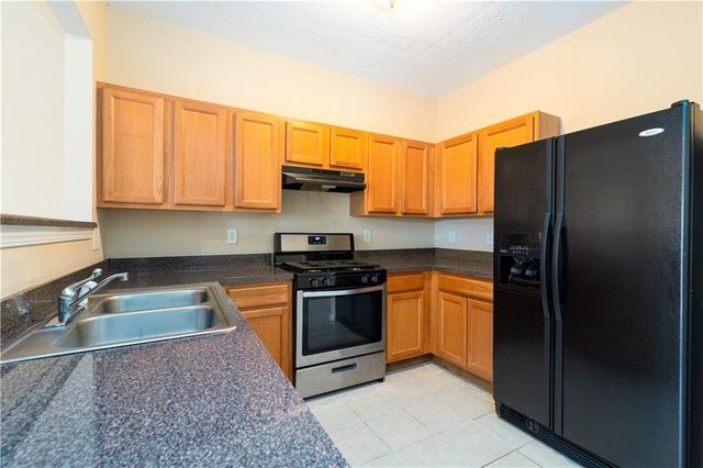 1378 Penhurst Drive, Lawrenceville, GA 30043