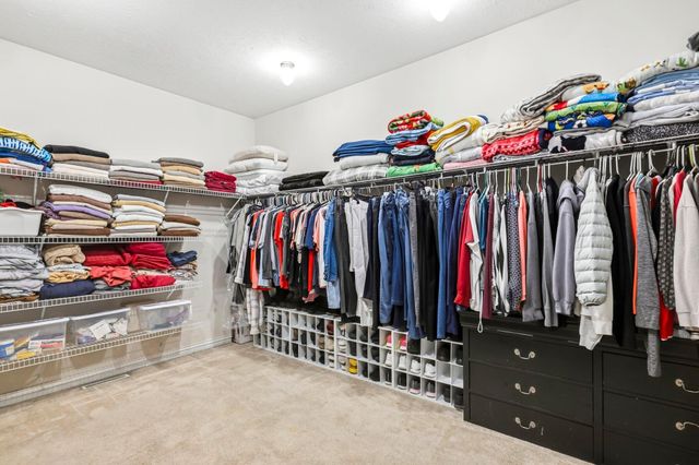 2611 N Rhodes Circle, Ozark, MO 65721
