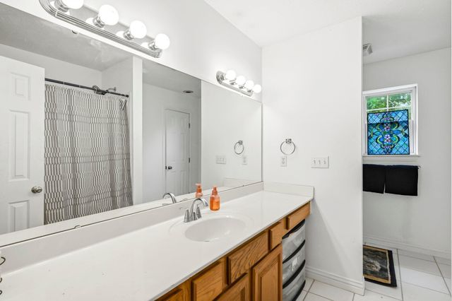 2611 N Rhodes Circle, Ozark, MO 65721