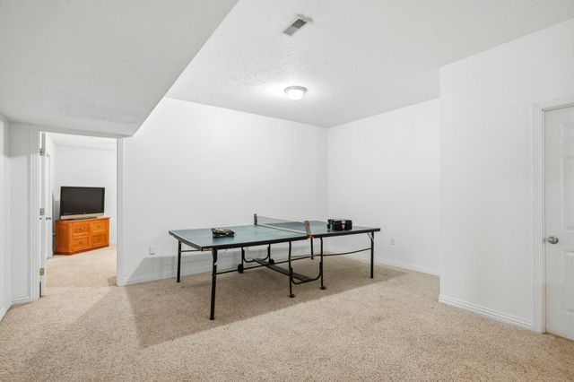 2611 N Rhodes Circle, Ozark, MO 65721