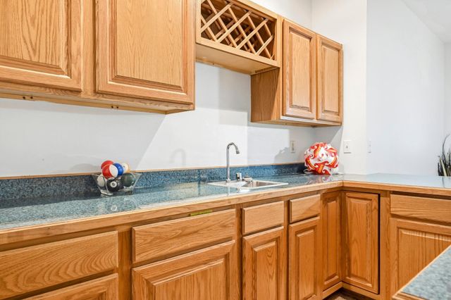 2611 N Rhodes Circle, Ozark, MO 65721