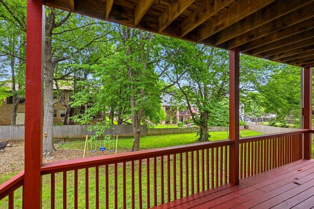 2611 N Rhodes Circle, Ozark, MO 65721