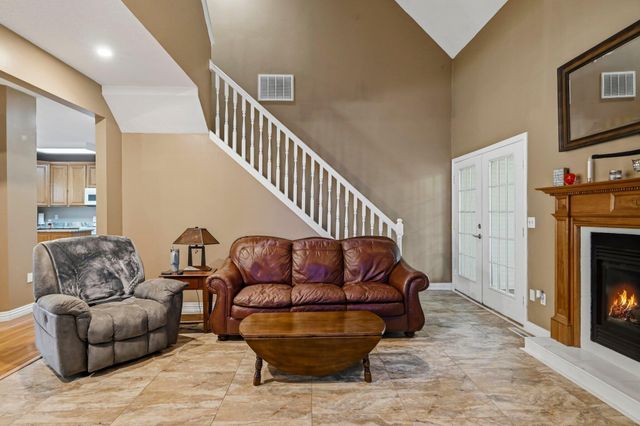 2611 N Rhodes Circle, Ozark, MO 65721