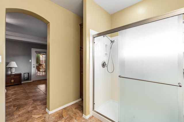 2711 Firewheel Avenue SW, Los Lunas, NM 87031