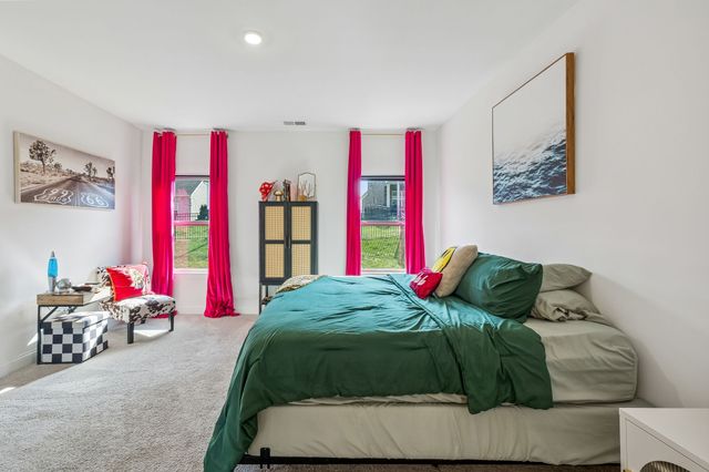 375 Triple Crown Cir, Gallatin, TN 37066