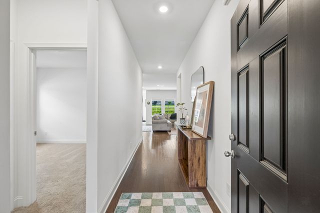 375 Triple Crown Cir, Gallatin, TN 37066