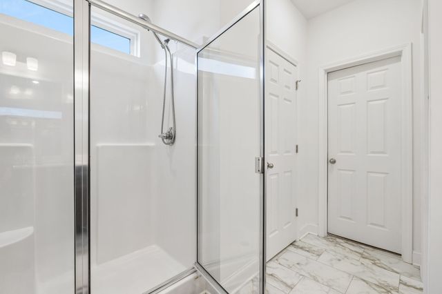 375 Triple Crown Cir, Gallatin, TN 37066