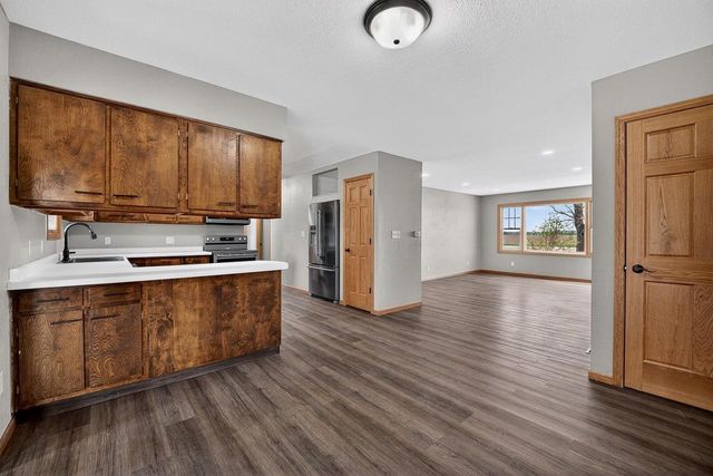 5537 County Road T, Brodhead, WI 53520