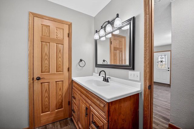 5537 County Road T, Brodhead, WI 53520
