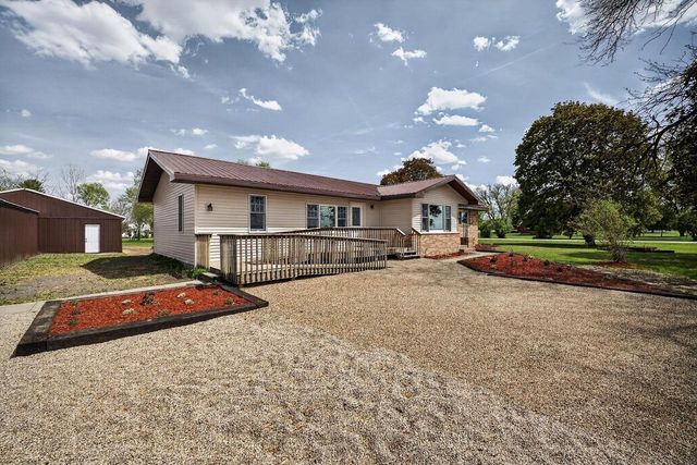 5537 County Road T, Brodhead, WI 53520