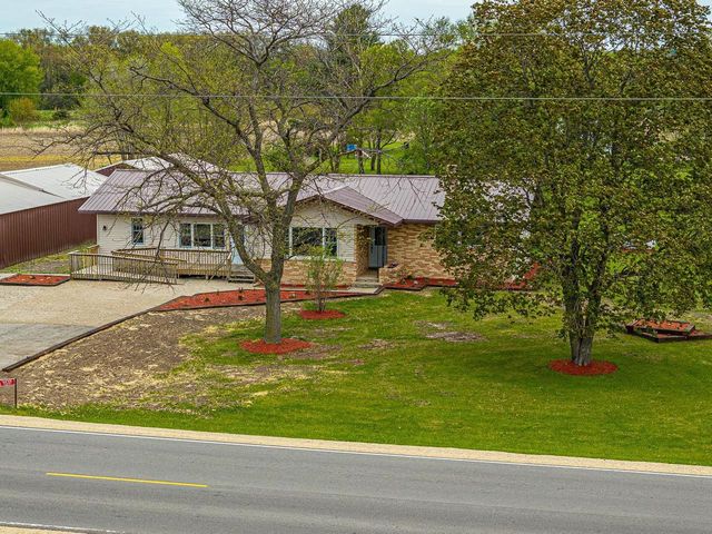 5537 County Road T, Brodhead, WI 53520