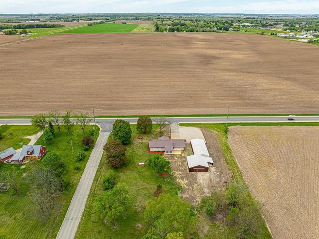5537 County Road T, Brodhead, WI 53520