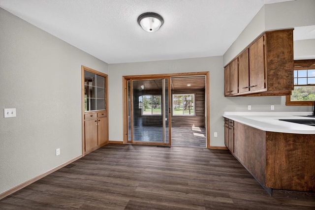 5537 County Road T, Brodhead, WI 53520