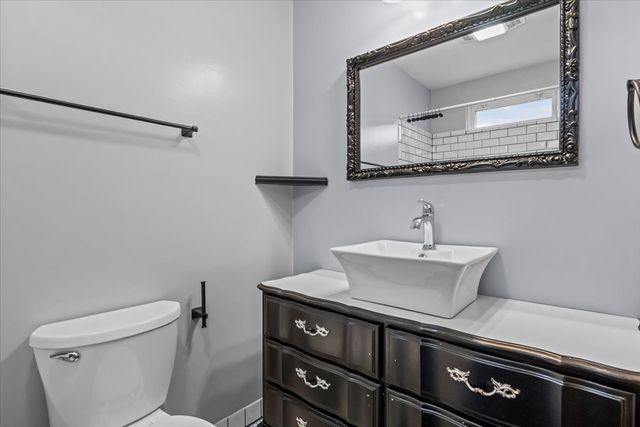 4540 W Main St, Erin, TN 37061