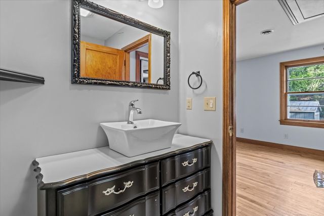 4540 W Main St, Erin, TN 37061