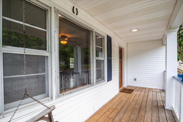 4540 W Main St, Erin, TN 37061