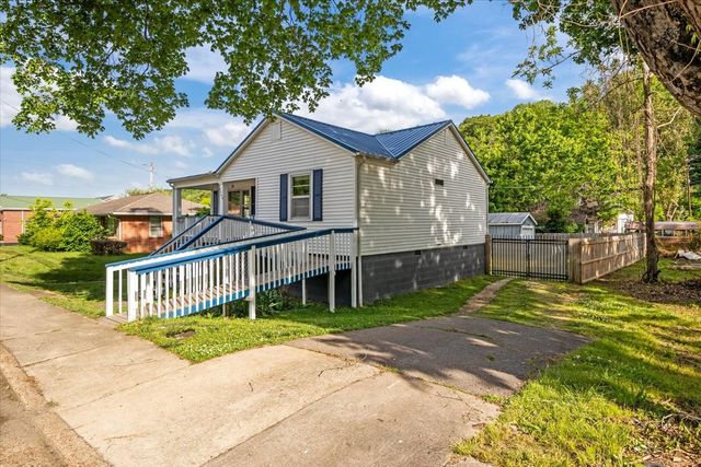 4540 W Main St, Erin, TN 37061