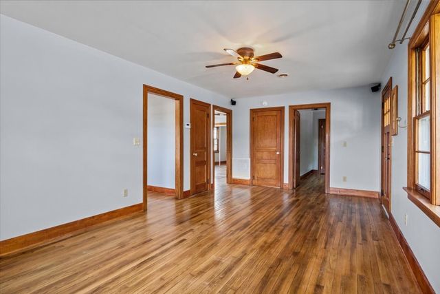 4540 W Main St, Erin, TN 37061