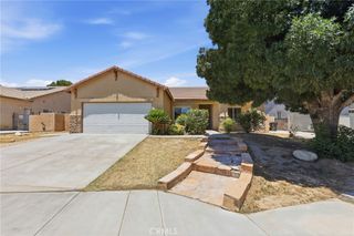 2011 Astor Court, Lancaster, CA 93536
