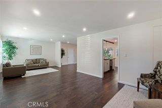 20101 Superior Street, Chatsworth (los Angeles), CA 91311