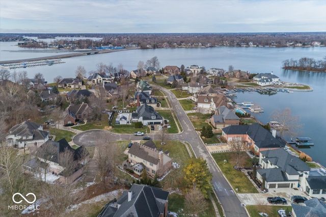 12987 Shoreline Boulevard, Fishers, IN 46055