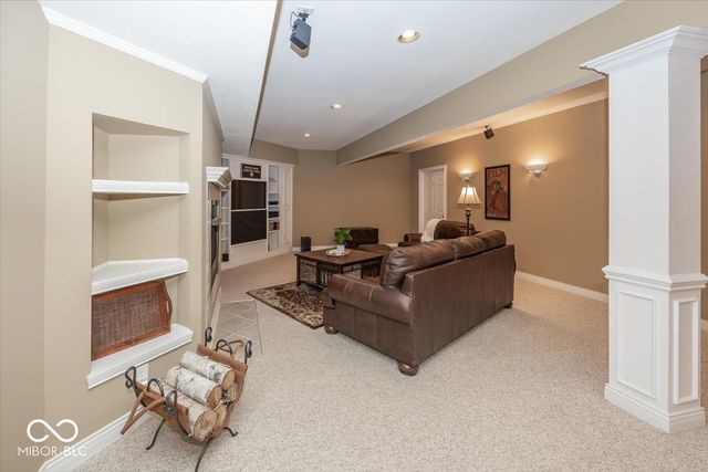 12987 Shoreline Boulevard, Fishers, IN 46055