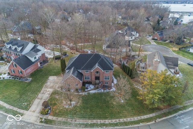 12987 Shoreline Boulevard, Fishers, IN 46055