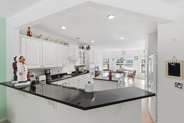 21 Raven Glass Ln, Bluffton, SC 29909