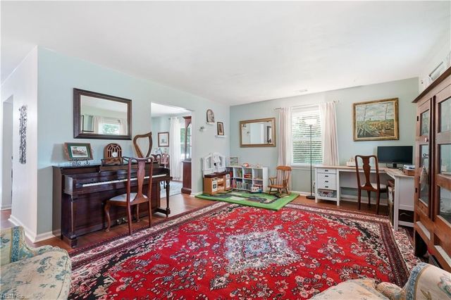904 Marlborough CIR, Virginia Beach, VA 23464